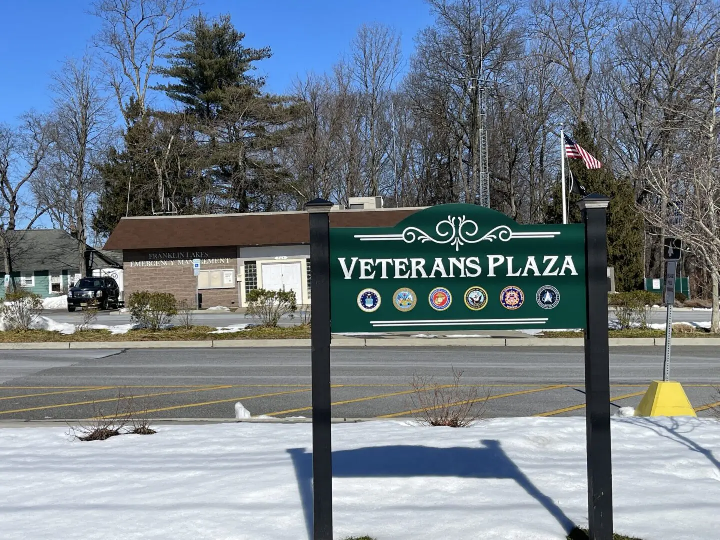 Veterans Plaza Sign in Franklin Lakes NJ