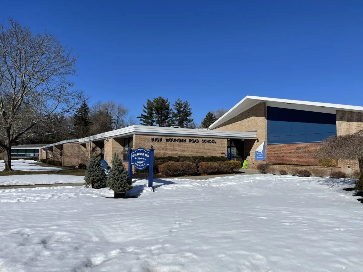 High Mountain Road Elementary School in Franklin Lakes, NJ
