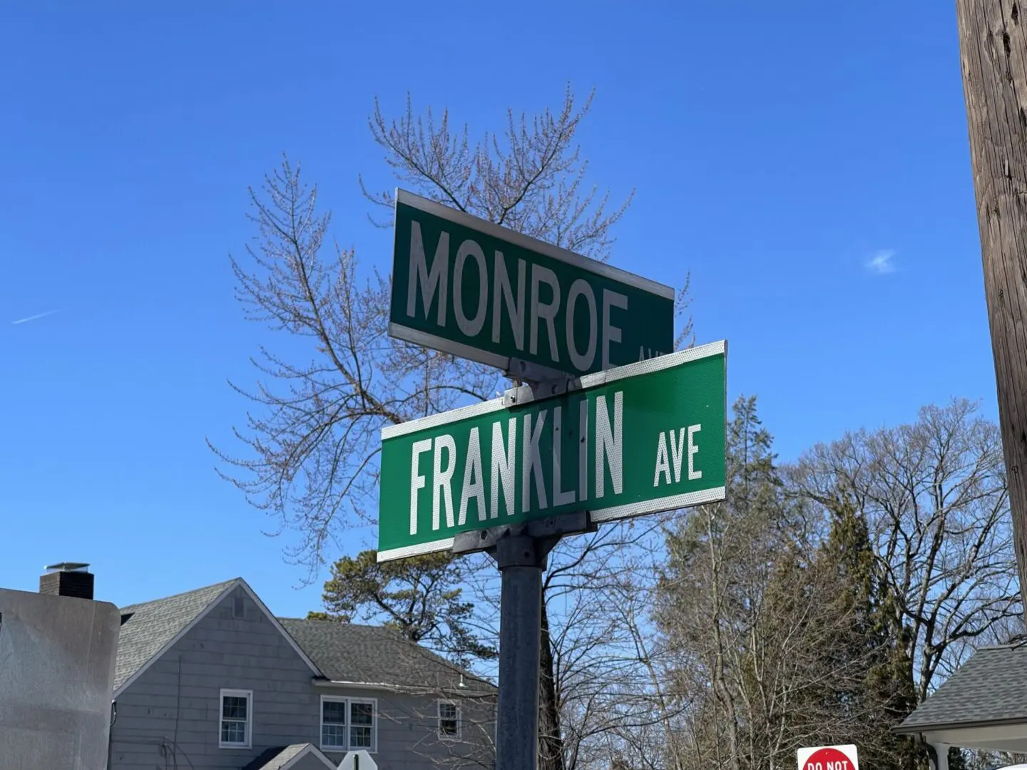oakland nj famous street intersection - Monroe and Franklin Ave.