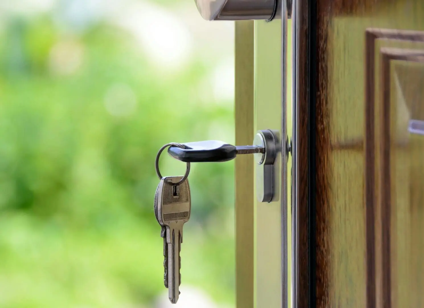 how to provide us access to your home listing several options from spare key, to garage code or making arrangements with a neighbor